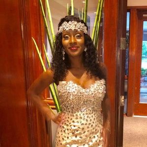 Meet your Posher, Marcia